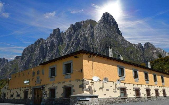 Hotel Rural Los Argueellos Lugueros Exterior foto