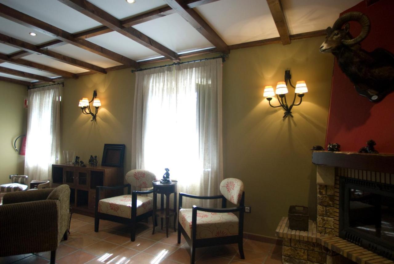 Hotel Rural Los Argueellos Lugueros Exterior foto